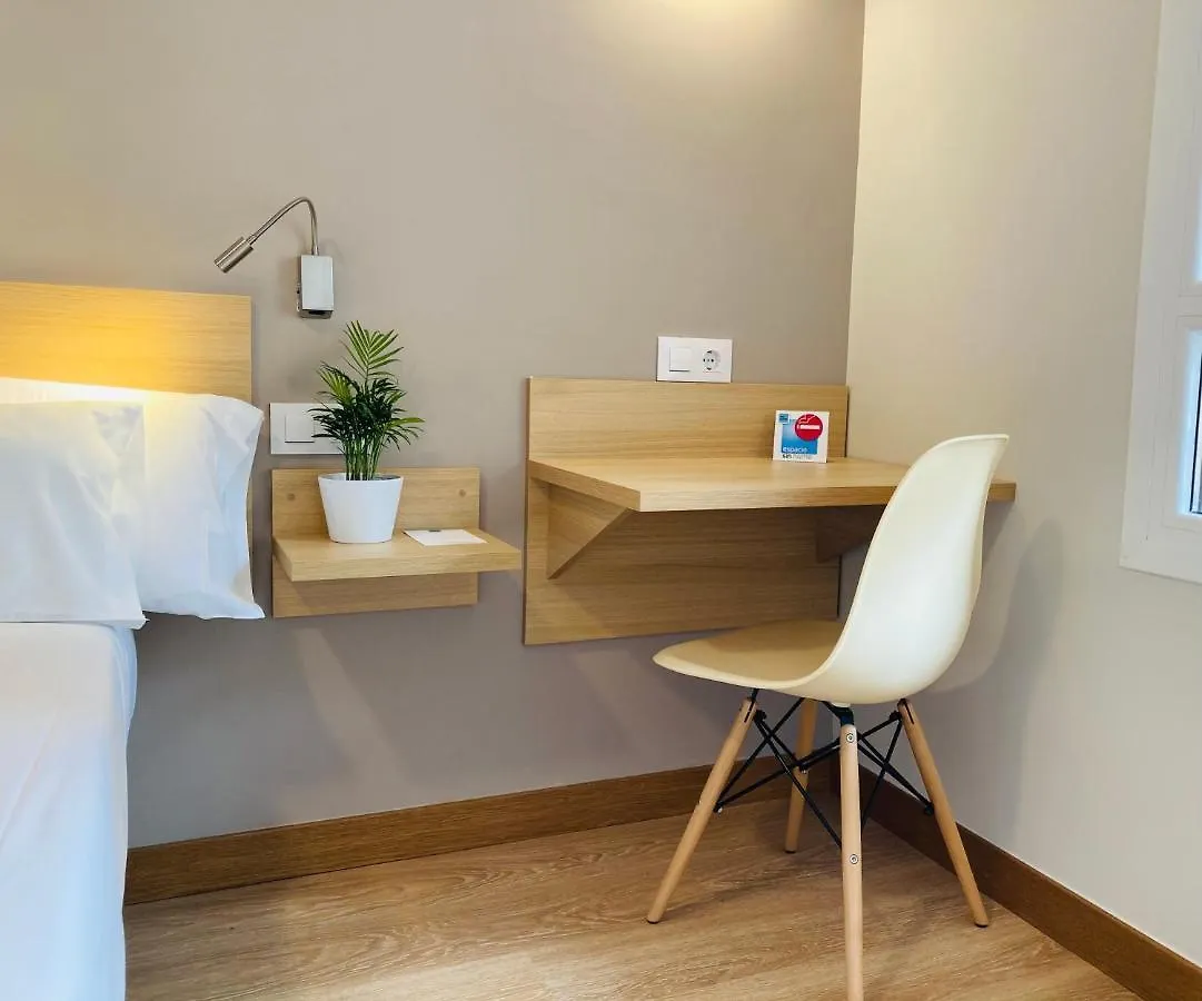 Hotel Vas Vitoria Autocheckin 0*, Vitoria-Gasteiz Spain